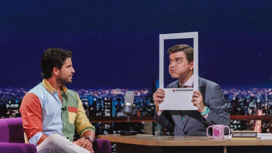 Marc Gir&oacute; entrevista a Maxi Iglesias en el plat&oacute; de Cara al Show
