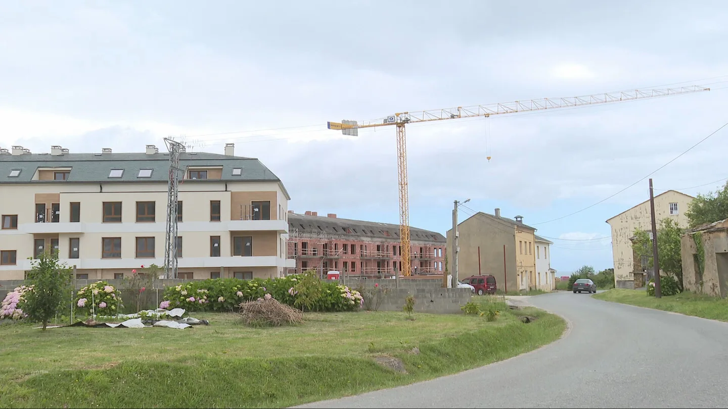 De "fracaso inmobiliario" a "oportunidad": la segunda vida de los esqueletos de ladrillo de la crisis del 2008 en Galicia De "fracaso inmobiliario" a "oportunidad": la segunda vida de los esqueletos de ladrillo de la crisis del 2008 en Galicia