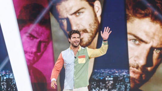 Marc Gir&oacute; entrevista a Maxi Iglesias en el plat&oacute; de Cara al Show