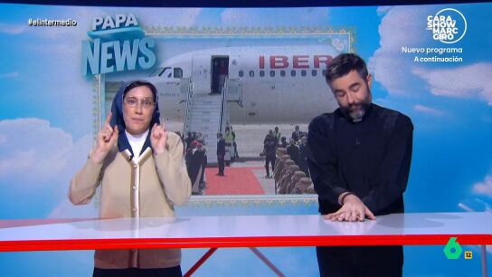 La 'hermana' Cristina Gallego y el 'padre' Dani Mateo analizan la primera jornada del papa Le&oacute;n XIV en Barcelona, con percance en el aeropuerto y su bendici&oacute;n a unas ambulancias como momentazos.