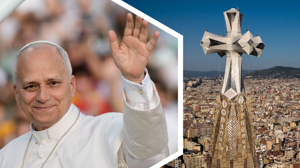 El papa bendice la Torre de Jesús: la aguja centra