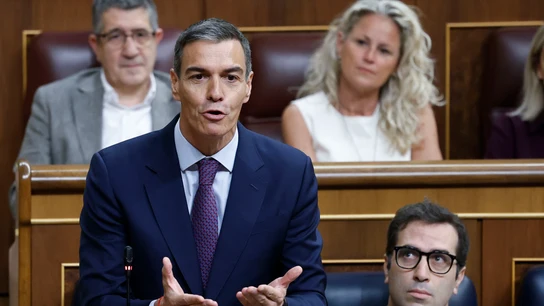 El presidente del Gobierno, Pedro Sánchez, interviene durante la sesión de control al Gobierno, este miércoles en el Congreso. El presidente del Gobierno, Pedro Sánchez, interviene durante la sesión de control al Gobierno, este miércoles en el Congreso.