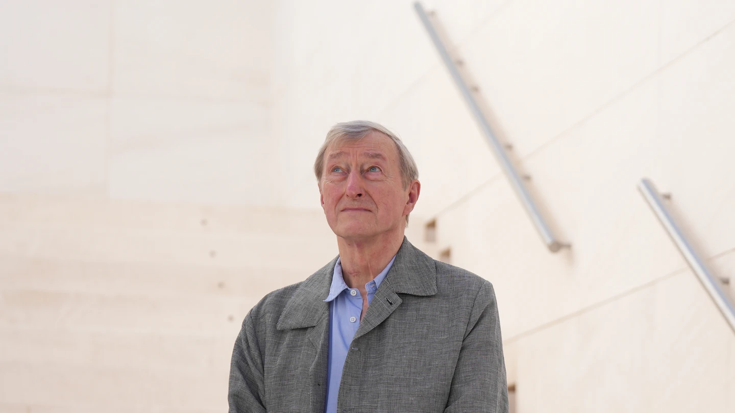 El escritor Julian Barnes durante la presentación de su libro ‘Despedidas’, en el CaixaForum, a 12 de mayo de 2026. El escritor Julian Barnes durante la presentación de su libro ‘Despedidas’, en el CaixaForum, a 12 de mayo de 2026.