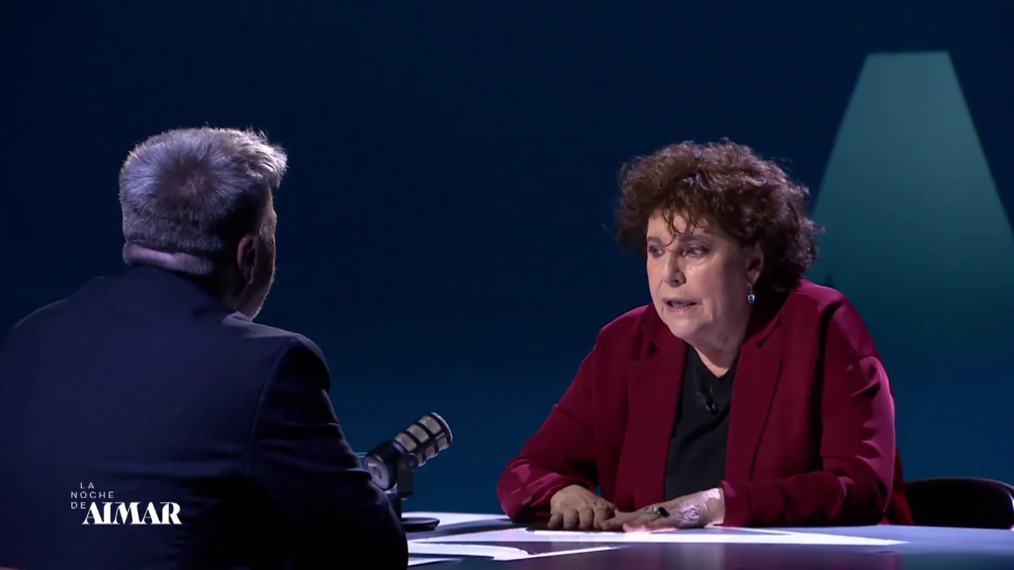 "Antes los periodistas con mujeres como yo no tenían buena intención": Charo López desvela qué es lo que más rabia le da de lo que se publica sobre ella "Antes los periodistas con mujeres como yo no tenían buena intención": Charo López desvela qué es lo que más rabia le da de lo que se publica sobre ella