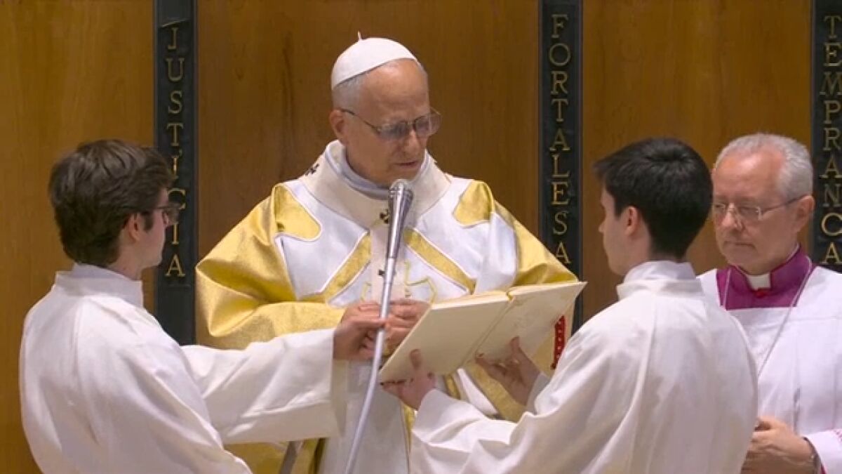 Visita de León XIV a España, en directo | El mensaje del papa durante la  misa en la Sagrada Familia: "No podemos creer en Jesús y promover la guerra"