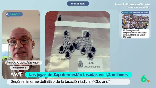 El juez Ignacio González Vega, sobre las joyas de Zapatero: "Creo que la defensa debe tratar de construir una buena hipótesis" El magistrado expone que el expresidente socialista deberá acreditar el origen de las joyas que encontraron en su caja fuerte, sean procedentes de una herencia o regalos.
