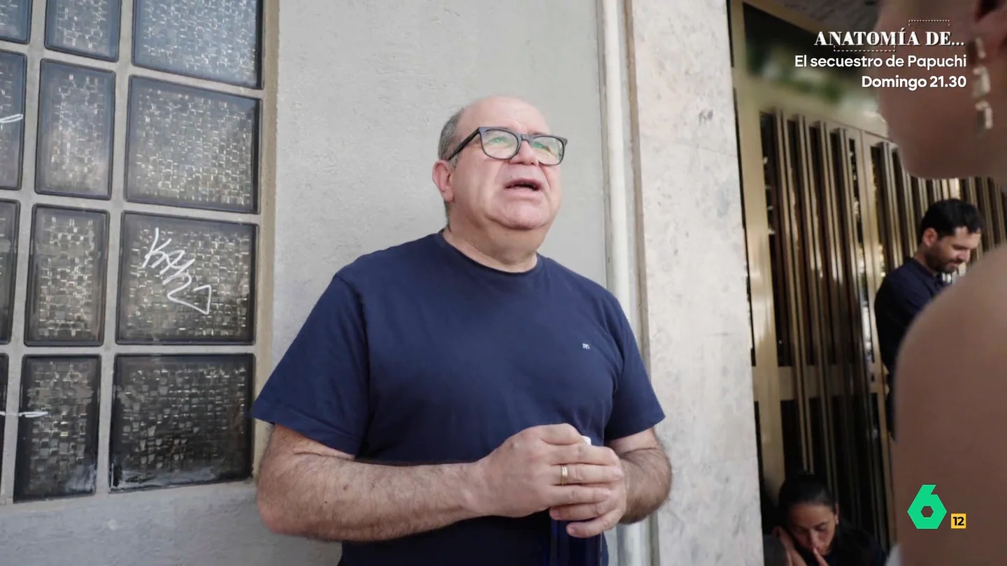 Una hombre, sobre la relación de Franklin Graham y Trump: "A los políticos les viene bien tener una referencia de Dios" La organización de este pastor evangélico ha organizado un evento multitudinario en nuestro país. La entrada es gratuita e, incluso, han facilitado la llegada de los asistentes a través de numerosos autobuses gratuitos.