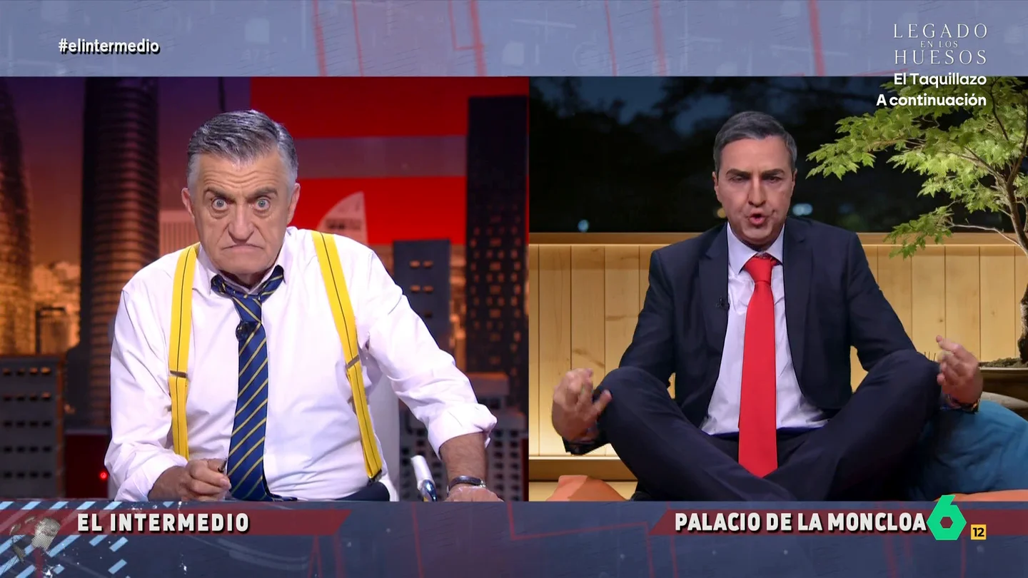 Wyoming sorprende a 'Pedro Sánchez' haciendo yoga: "Inspira, espira... piensa en la jubilación del juez Peinado" Raúl Pérez se transforma en el presidente del Gobierno para mostrar cómo consigue mantenerse relajado y tranquilo ante todos los problemas que está afrontando su partido en los últimos días.