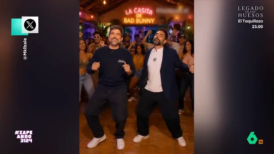 Un espectador de Zapeando lleva a los zapeadores a la casita de Bad Bunny con Inteligencia Artificial @Mklbale ha recurrido a esta tecnología para cumplir uno de los sueños de los zapeadores. Además, no están solos ya que bailan acompañados de otro VIP.