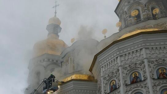 Putin se ceba con Ucrania: lanza 70 misiles, casi 700 drones y ataca la Catedral de las Cuevas como s&iacute;mbolo de la Iglesia ortodoxa