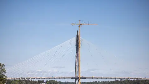 El impresionante puente en Finlandia de 1,2 kilómetros de longitud y 135 metros de altura, por el que no pueden pasar los coches El impresionante puente en Finlandia de 1,2 kilómetros de longitud y 135 metros de altura, por el que no pueden pasar los coches