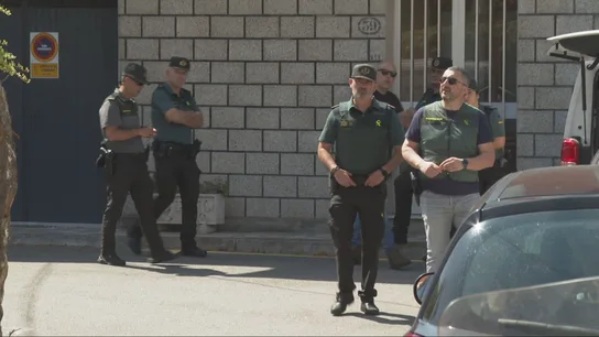 Muere un presunto narco en un tiroteo con la Policía durante un operativo antidroga en Cambados (Pontevedra) Muere un presunto narco en un tiroteo con la Policía durante un operativo antidroga en Cambados (Pontevedra)