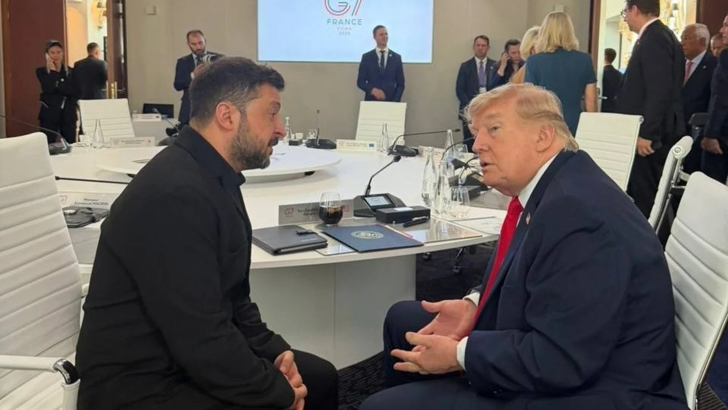 Volodímir Zelenski y Donald Trump en la cumbre del G7 Volodímir Zelenski y Donald Trump en la cumbre del G7