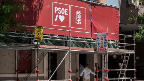 Imagen de archivo de la fachada de la sede del PSOE