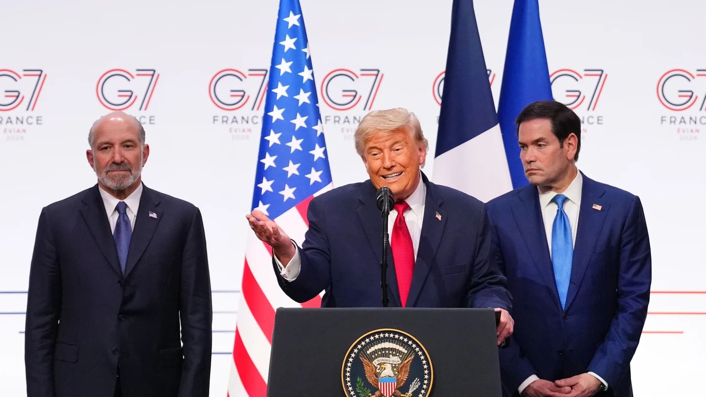 Trump saca pecho en el G7 de evitar una catástrofe nuclear y económica que él mismo comenzó al atacar Irán Trump saca pecho en el G7 de evitar una catástrofe nuclear y económica que él mismo comenzó al atacar Irán