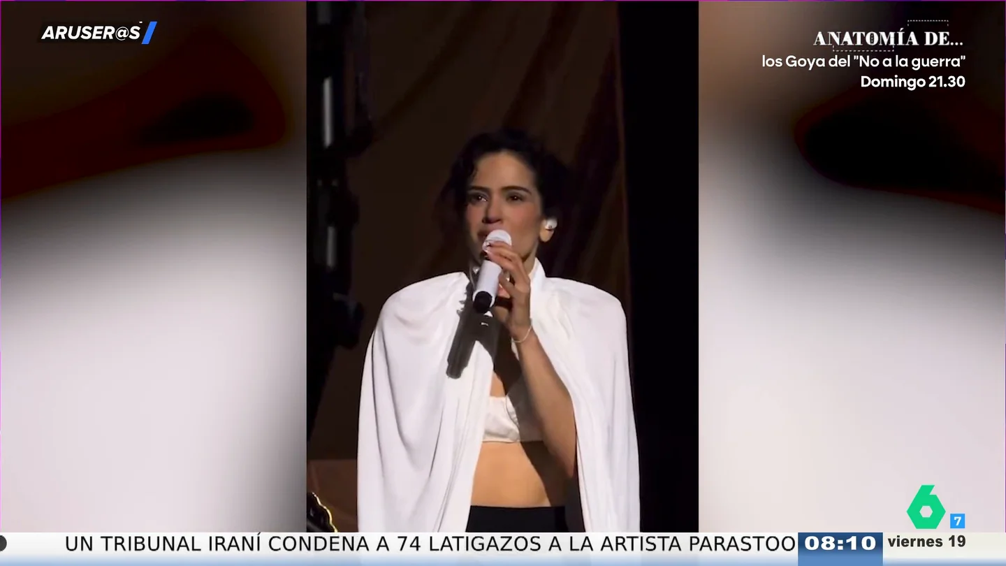Rosalía dedica una canción a Loli Bahía en pleno concierto y esta es su reacción Rosalía dedica una canción a Loli Bahía en pleno concierto y esta es su reacción