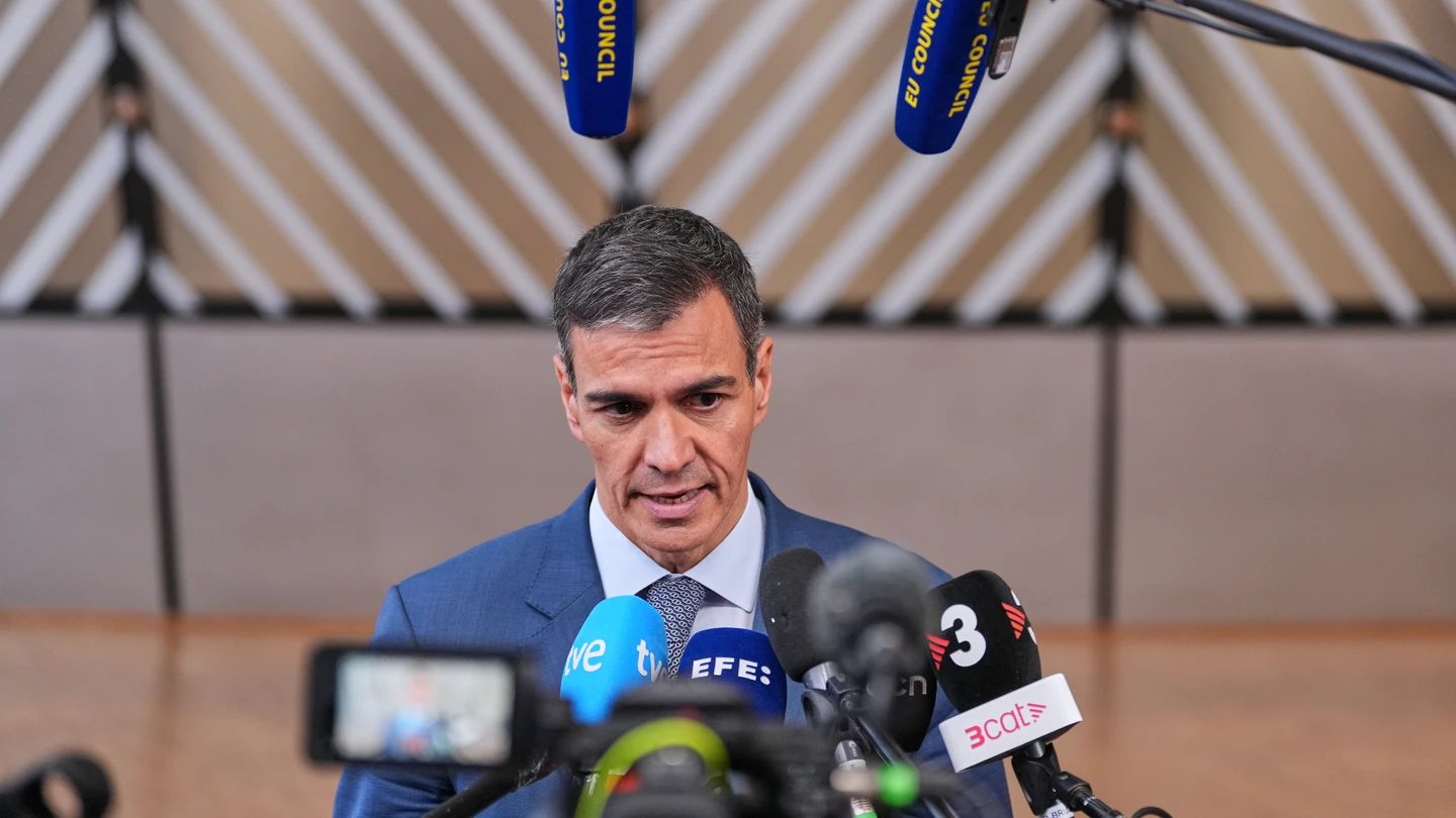 El presidente del Gobierno, Pedro Sánchez, atiende a los medios de comunicación en Bruselas El presidente del Gobierno, Pedro Sánchez, atiende a los medios de comunicación en Bruselas