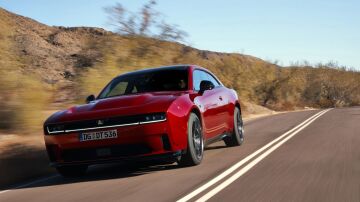 Mientras se pierde cada vez m&aacute;s la esencia de los coches, el m&uacute;sculo americano con el sello de Dodge vuelve a Europa
