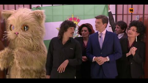 H&eacute;ctor Beller&iacute;n se convierte en el primer futbolista en visitar Cara al Show (para tontear con Marc Gir&oacute;): "&iquest;Es tu primera vez?" 
