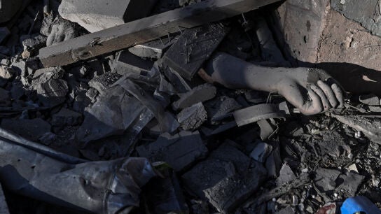 Cinco muertos y 11 heridos tras ataques rusos en la ciudad ucraniana de Zaporiyia.