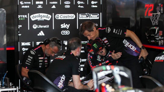 Duro mensaje del jefe de Aprilia a Bezzecchi: "No es el comportamiento que debe tener un campe&oacute;n"