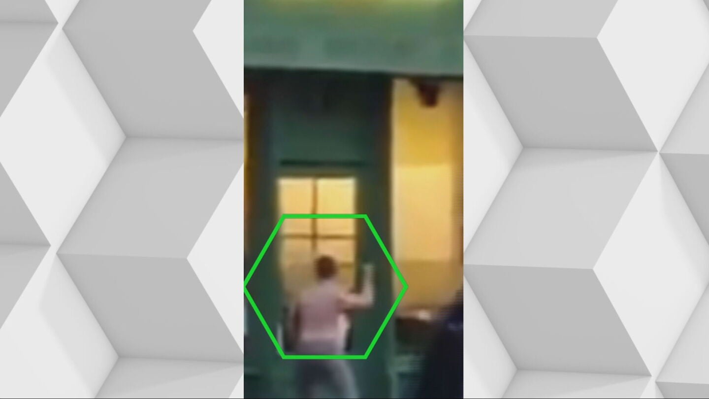Cinco heridos en un apu&ntilde;alamiento m&uacute;ltiple racista en Edimburgo.