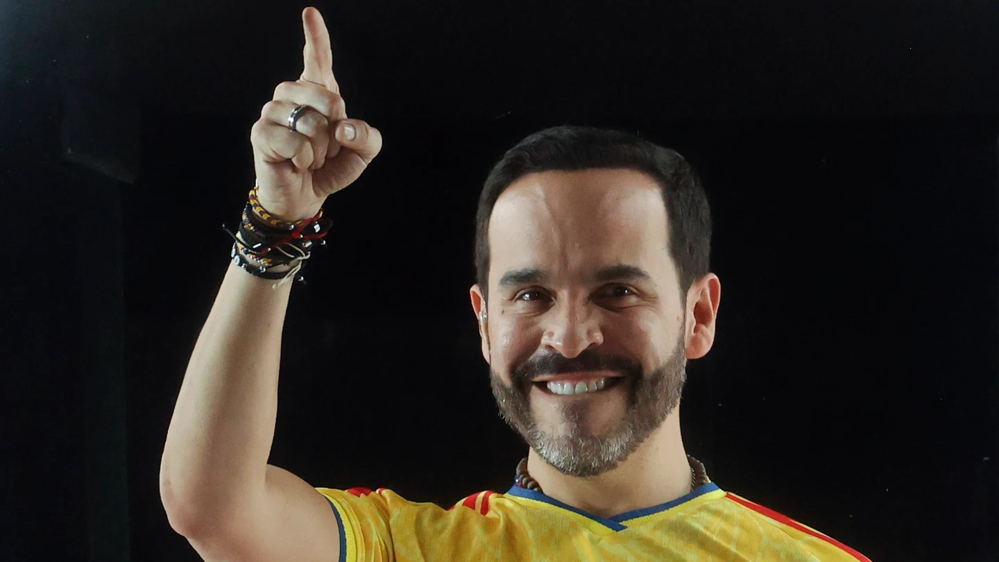 El ultraderechista Abelardo de la Espriella ganador de la segunda vuelta presidencial de este domingo en Colombia pronuncia un discurso El ultraderechista Abelardo de la Espriella ganador de la segunda vuelta presidencial de este domingo en Colombia pronuncia un discurso