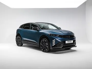 Actualización del Megane E-Tech: más autonomía, carga ultrarrápida y un diseño muy renovado Actualización del Megane E-Tech: más autonomía, carga ultrarrápida y un diseño muy renovado