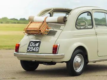 Se subasta un llamativo Fiat 500 de colección y lo puedes llevar a tu cochera a valor de Toyota Yaris Se subasta un llamativo Fiat 500 de colección y lo puedes llevar a tu cochera a valor de Toyota Yaris