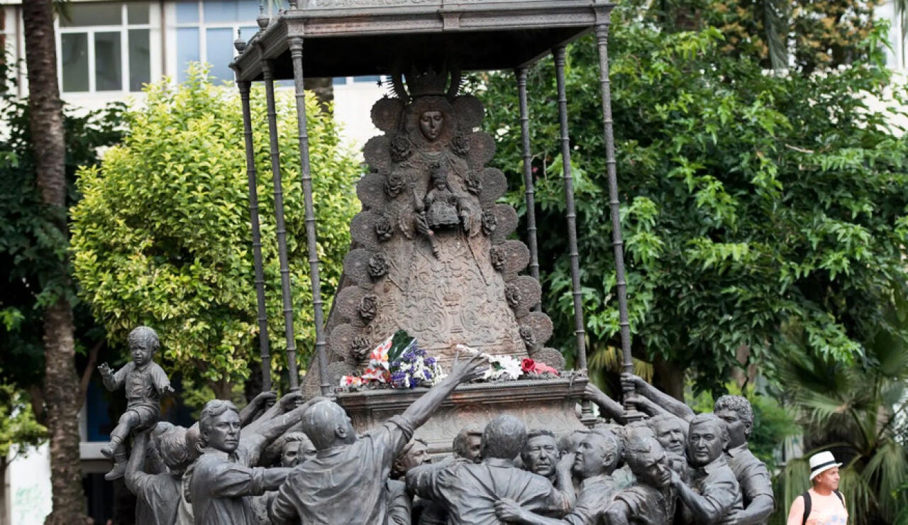 Monumento a la Virgen del Roc&iacute;o de Huelva