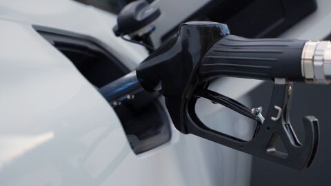 Lo que dicen los mec&aacute;nicos de mezclar gasolina 95 y 98