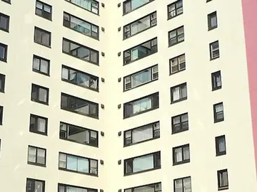 El pueblo donde casi todos sus vecinos viven dentro de un único edificio El pueblo donde casi todos sus vecinos viven dentro de un único edificio