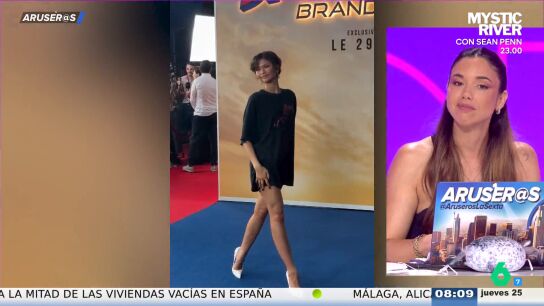 De Spiderman y por 35 d&oacute;lares: Zendaya sorprende al posar solo con una camiseta en su premier