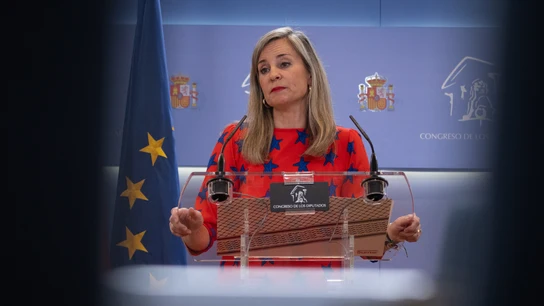 La portavoz de Sumar en el Congreso, Verónica Martínez, durante una rueda de prensa en el Congreso de los Diputados La portavoz de Sumar en el Congreso, Verónica Martínez, durante una rueda de prensa en el Congreso de los Diputados