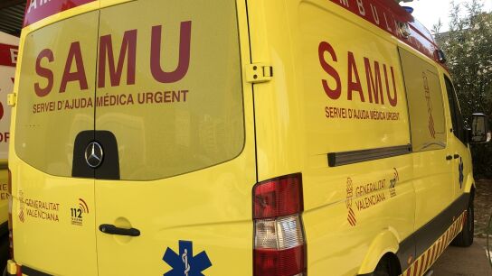 Imagen de archivo de una ambulancia del SAMU valenciano