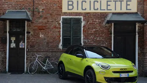 Fiat amplía la gama del 600 con una nueva versión de gasolina desde 20.000 euros Fiat amplía la gama del 600 con una nueva versión de gasolina desde 20.000 euros