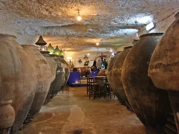 Cueva-Bodega en Tomelloso Cueva-Bodega en Tomelloso