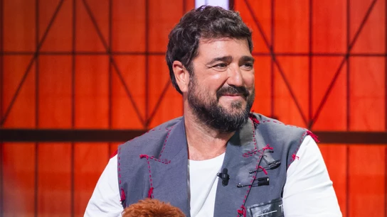 La inesperada visita de Lulu, la perrita de Antonio Orozco, en pleno plató de 'Cara al Show' La inesperada visita de Lulu, la perrita de Antonio Orozco, en pleno plató de 'Cara al Show'