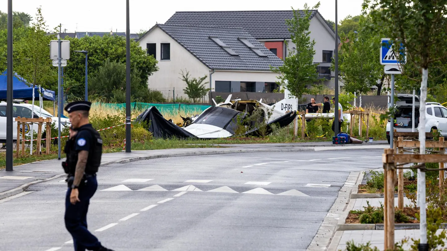 Investigan el accidente de avioneta con 11 muertos en Francia como homicidio involuntario Investigan el accidente de avioneta con 11 muertos en Francia como homicidio involuntario