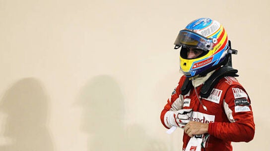 El jefe de la F1 revive la lucha de Fernando Alonso contra los Red Bull por el Mundial de 2010