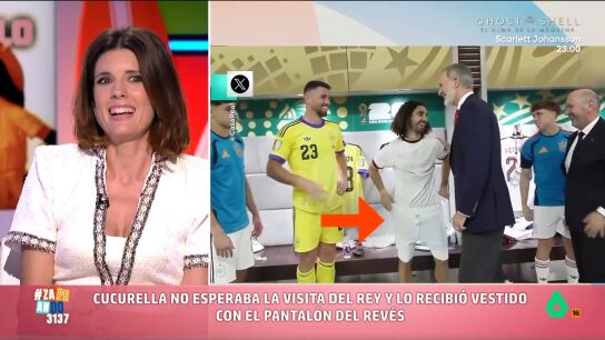 El pasado s&aacute;bado se enfrentaron Uruguay y Espa&ntilde;a en el Mundial. La selecci&oacute;n de nuestro pa&iacute;s consigui&oacute; ganar el partido y el monarca decidi&oacute; bajar al vestuario para felicitar a los jugadores. 