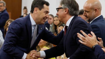 Moreno opta por lo contrario de lo que prometi&oacute;: acata la prioridad nacional de Vox y no logra gobernar en solitario