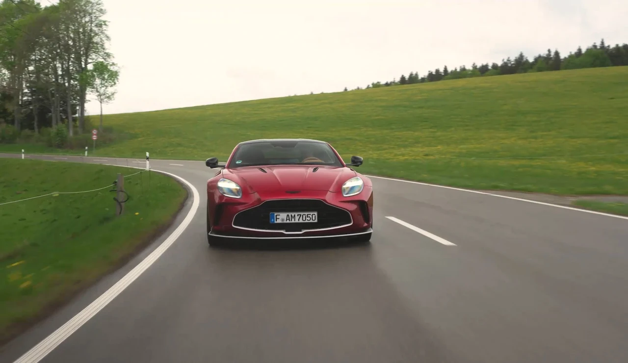 Aston Martin Vantage S