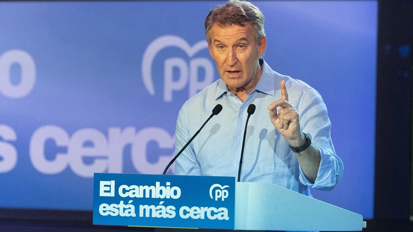 El presidente del PP, Alberto Núñez Feijóo, este viernes desde Castellón. El presidente del PP, Alberto Núñez Feijóo, este viernes desde Castellón.