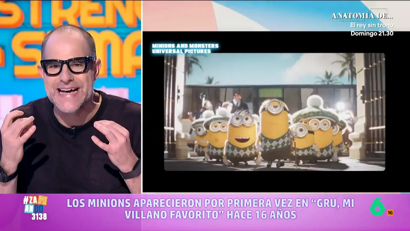 Alberto Rey alucina después de ver su primera película de los minions A raíz del estreno de 'Minions and Monsters', Alberto Rey ha descubierto a estos simpáticos personajes por primera vez y le ha gustado "mogollón": "Es un homenaje al cine desde sus inicios y he sido muy feliz viéndola", afirma.