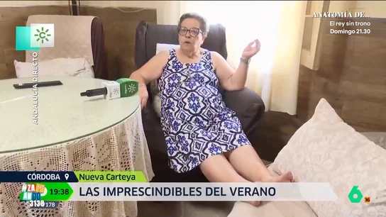 Una señora explica por qué el bambo es la prenda estrella del verano: "Que no me lo quiten, es mi vida" En 'Andalucía Directo' han visitado un pueblo de Córdoba en el que sus vecinas son muy fans de una prenda: el bambo. No te pierdas la divertida defensa que han hecho de este vestido veraniego.