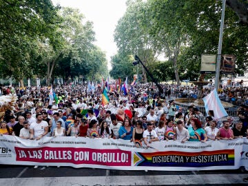Cabecera de la marcha del Orgullo en Madrid
