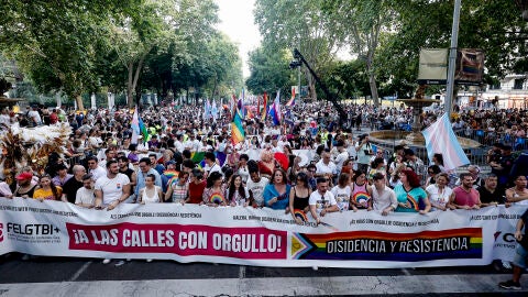 Cabecera de la marcha del Orgullo en Madrid