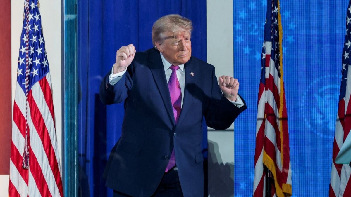 Trump bombardea por tercer día consecutivo objetivos en Irán tras anunciar un nuevo bloqueo en Ormuz