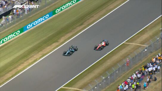 El que manda es Antonelli: ni el mejor Lewis Hamilton puede sacar los codos ante Kimi